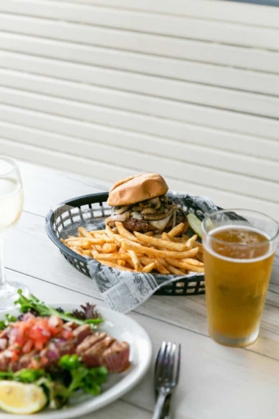 Grab a bite at some of our local restaurants!